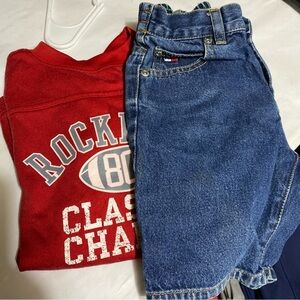 Vintage Y2K Kids Old Navy Shirt (S) & Tommy Hilfiger Shorts (5)